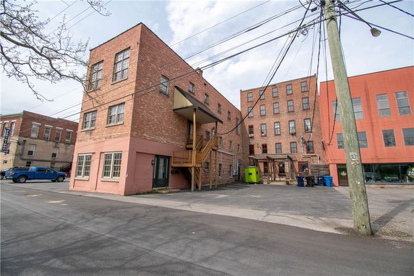 Exterior, Facade, Condo Building