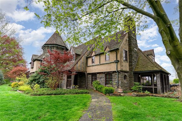 Backyard, Exterior, Facade, Brick Facade, Tudor Revival
