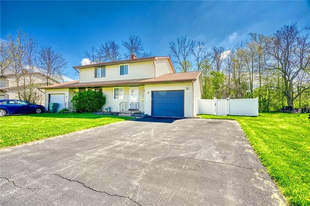 Attached, Backyard, Exterior, Facade, Split Level