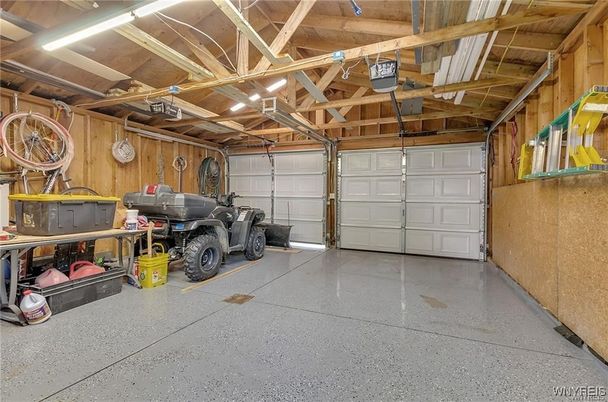 Garage, Interior, Wooden Beams, Wooden Walls