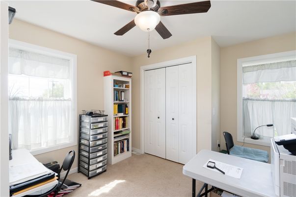 Home Office, Interior