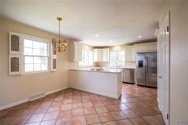 Chandelier, Interior, Kitchen, Recessed Lighting, Stainless Steel Appliances