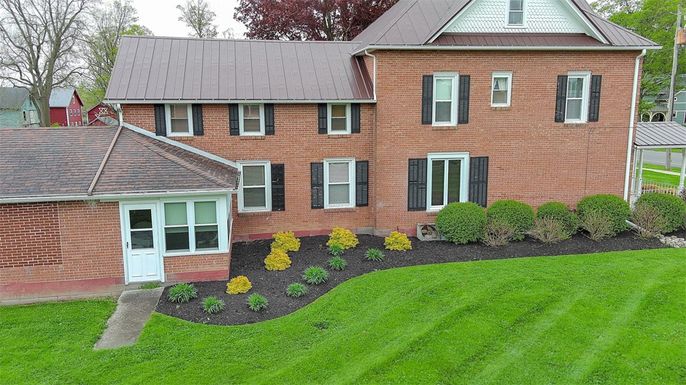 Exterior, Facade, Brick Facade, Brick Traditional