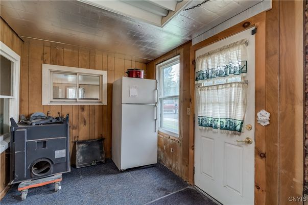 Interior, Washer, Wooden Walls
