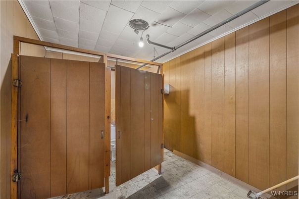 Interior, Wooden Walls