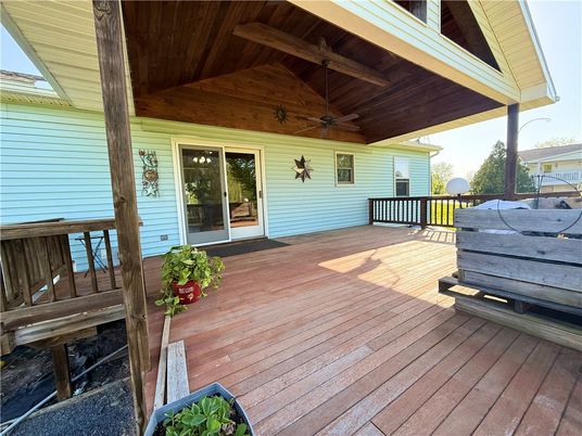 Exterior, Wood Texture Flooring