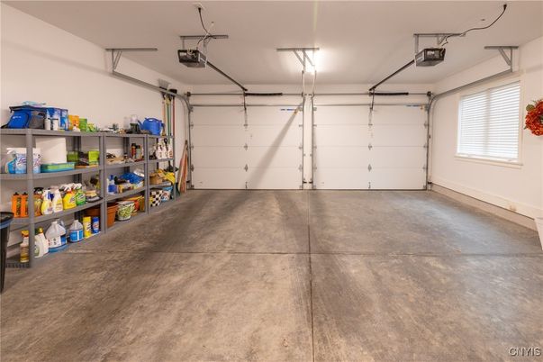 Garage, Interior