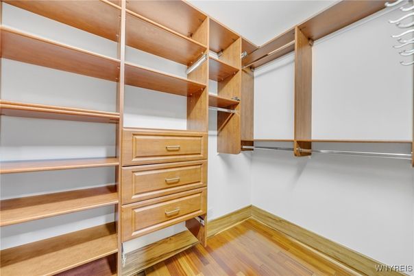 Interior, Walk-in Closets, Wood Texture Flooring