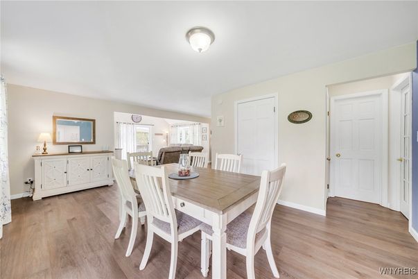Dining room, Interior, Wood Texture Flooring