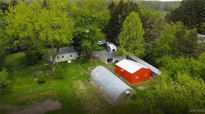 Exterior, Drone