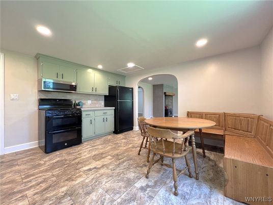 Dining room, Interior, Kitchen, Recessed Lighting
