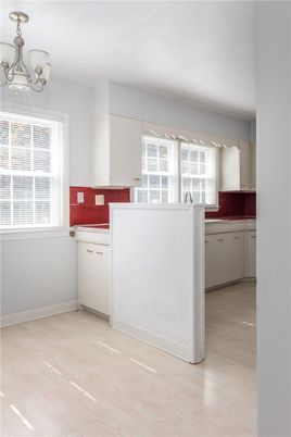 Chandelier, Interior, Kitchen, Wood Texture Flooring