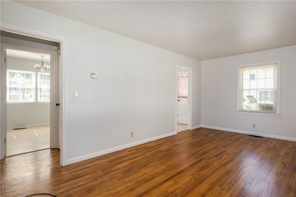 Chandelier, Empty room, Interior, Wood Texture Flooring