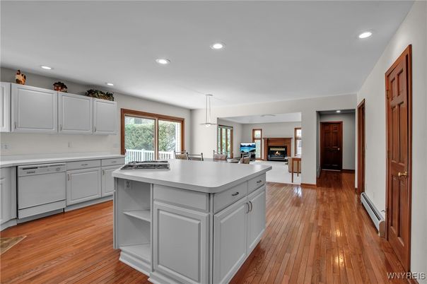 Fireplace, Interior, Kitchen, Pendant Lights, Recessed Lighting, Wood Texture Flooring