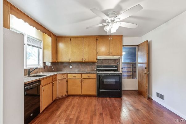 Interior, Kitchen, Wood Texture Flooring
