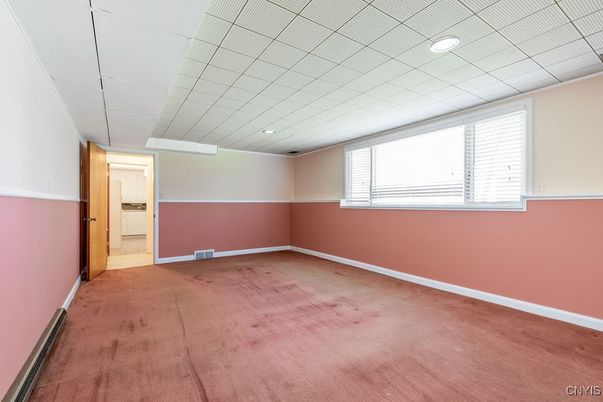 Empty room, Interior, Recessed Lighting