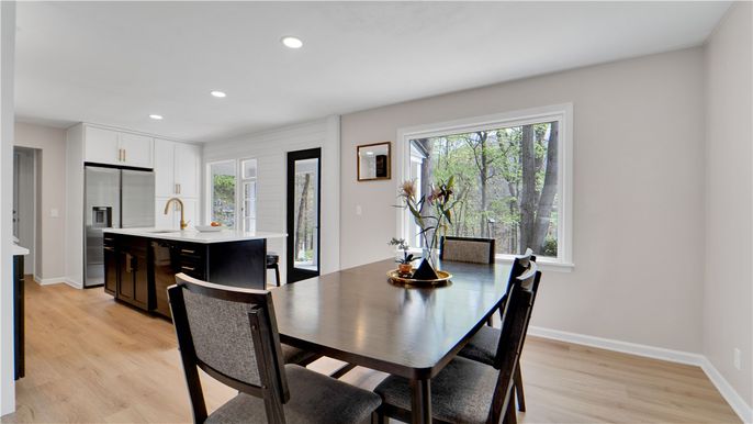 Dining room, Interior, Kitchen, Recessed Lighting, Wood Texture Flooring