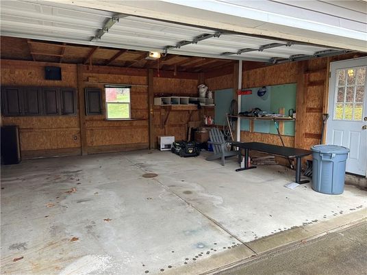 Garage, Interior, Wooden Walls