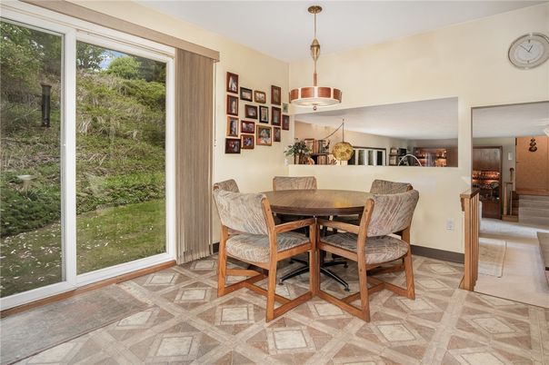 Dining room, Interior, Pendant Lights