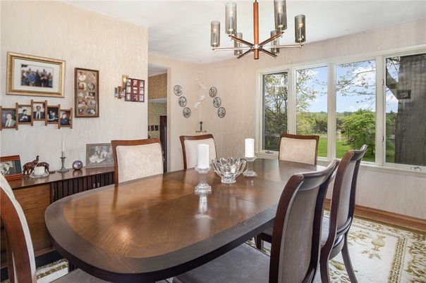 Chandelier, Dining room, Interior