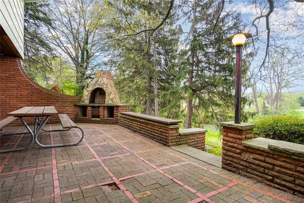 Exterior, Fireplace