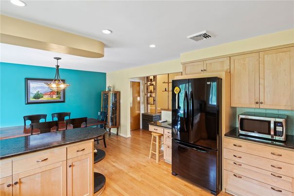 Dining room, Interior, Kitchen, Pendant Lights, Recessed Lighting, Wood Texture Flooring