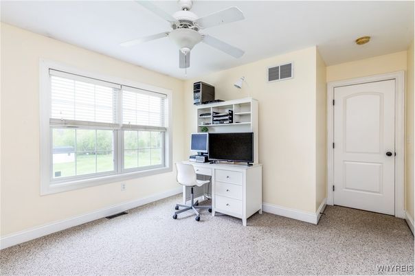 Home Office, Interior