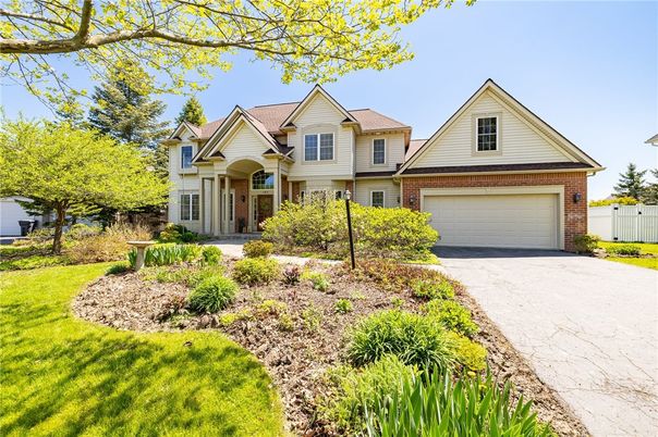 Attached, Exterior, Facade, Brick Facade, Farmhouse