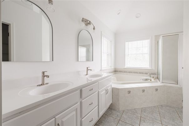 Bathroom, Dual Sink Vanities, Interior