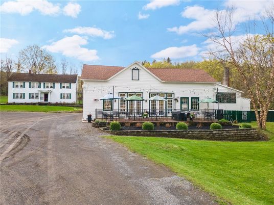 Backyard, Exterior, Facade, Farmhouse