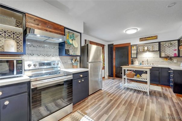 Interior, Kitchen, Stainless Steel Appliances, Wood Texture Flooring
