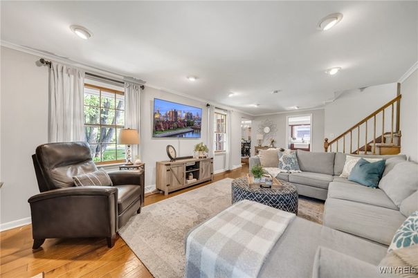 Interior, Living room, Recessed Lighting, Wood Texture Flooring