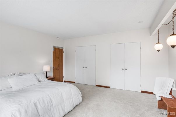 Bedroom, Interior, Pendant Lights