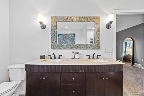 Bathroom, Dual Sink Vanities, Interior