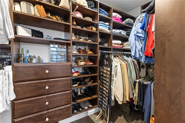 Interior, Walk-in Closets