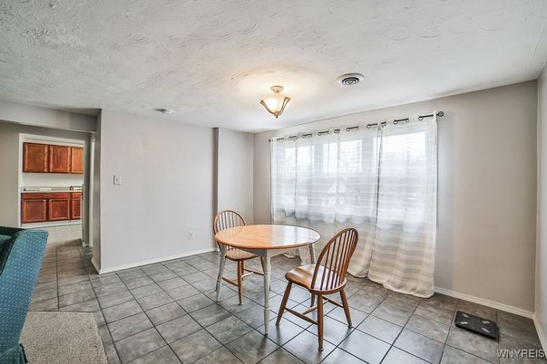 Dining room, Interior