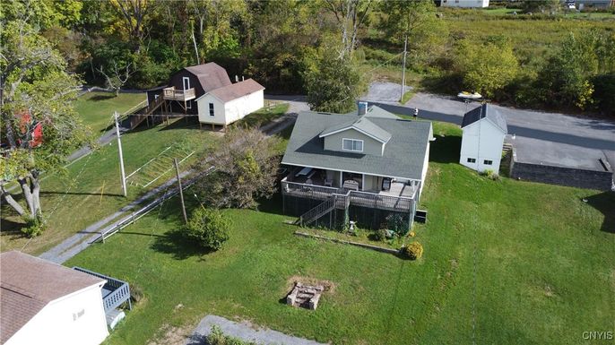 Exterior, Drone