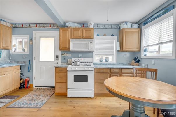 Interior, Kitchen, Wood Texture Flooring