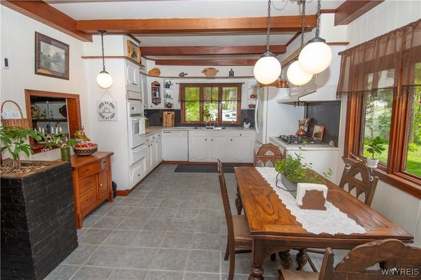 Dining room, Interior, Kitchen, Pendant Lights