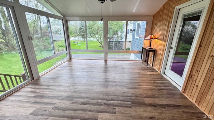 Interior, Sun Room, Wood Texture Flooring