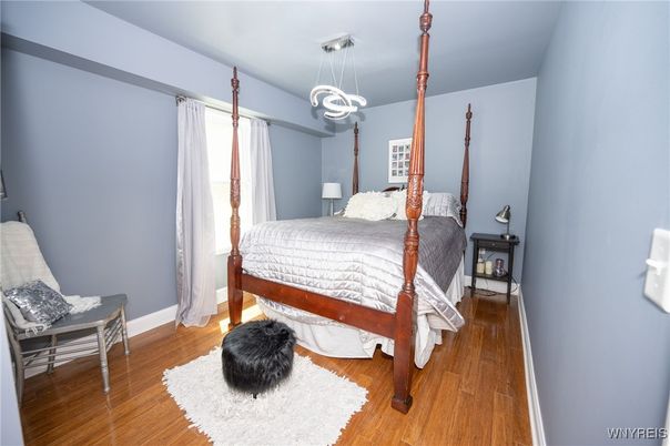 Bedroom, Interior, Pendant Lights, Wood Texture Flooring