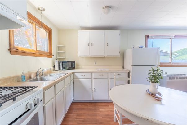 Interior, Kitchen, Pendant Lights, Wood Texture Flooring