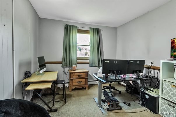 Home Office, Interior