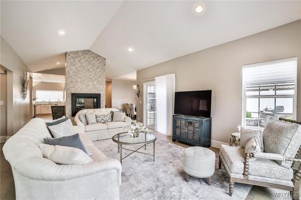 Fireplace, Interior, Living room, Recessed Lighting