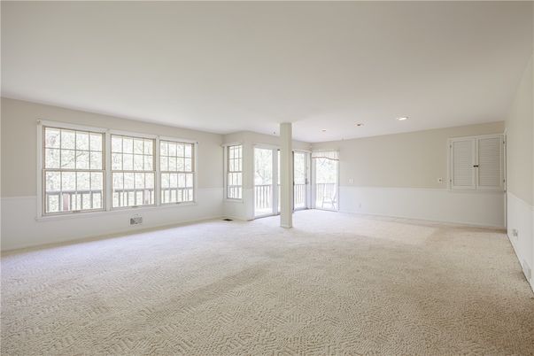 Empty room, Interior, Recessed Lighting