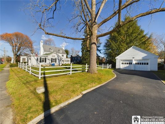 Backyard, Detached Garage, Exterior