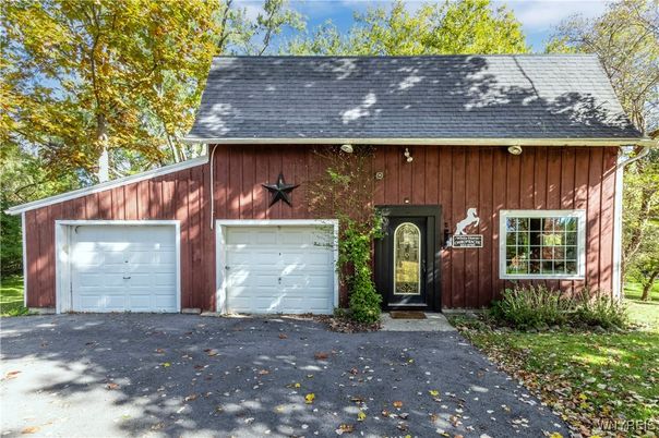 Detached Garage, Exterior, Facade, Cape Cod