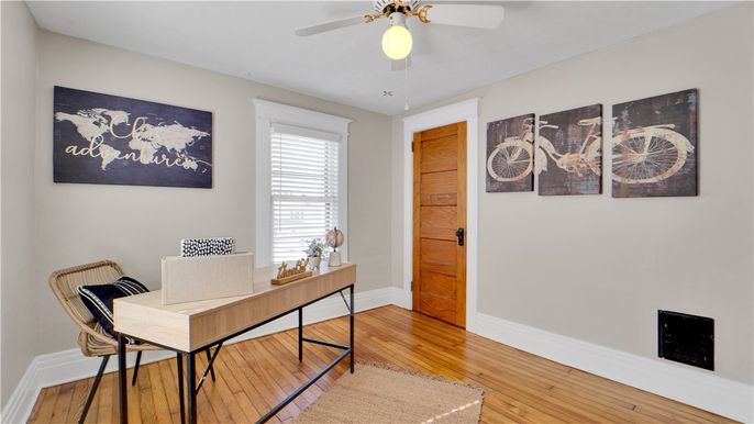 Home Office, Interior, Wood Texture Flooring