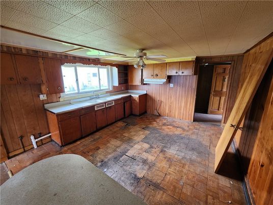Interior, Wooden Walls