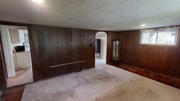 Empty room, Interior, Recessed Lighting, Wooden Walls